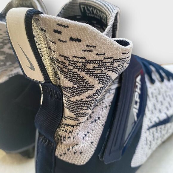 Nike Alpha Menace Elite 2 Flyknit Navy Football Cleats BV2077-101 Mens size 10.5 - Picture 8 of 10